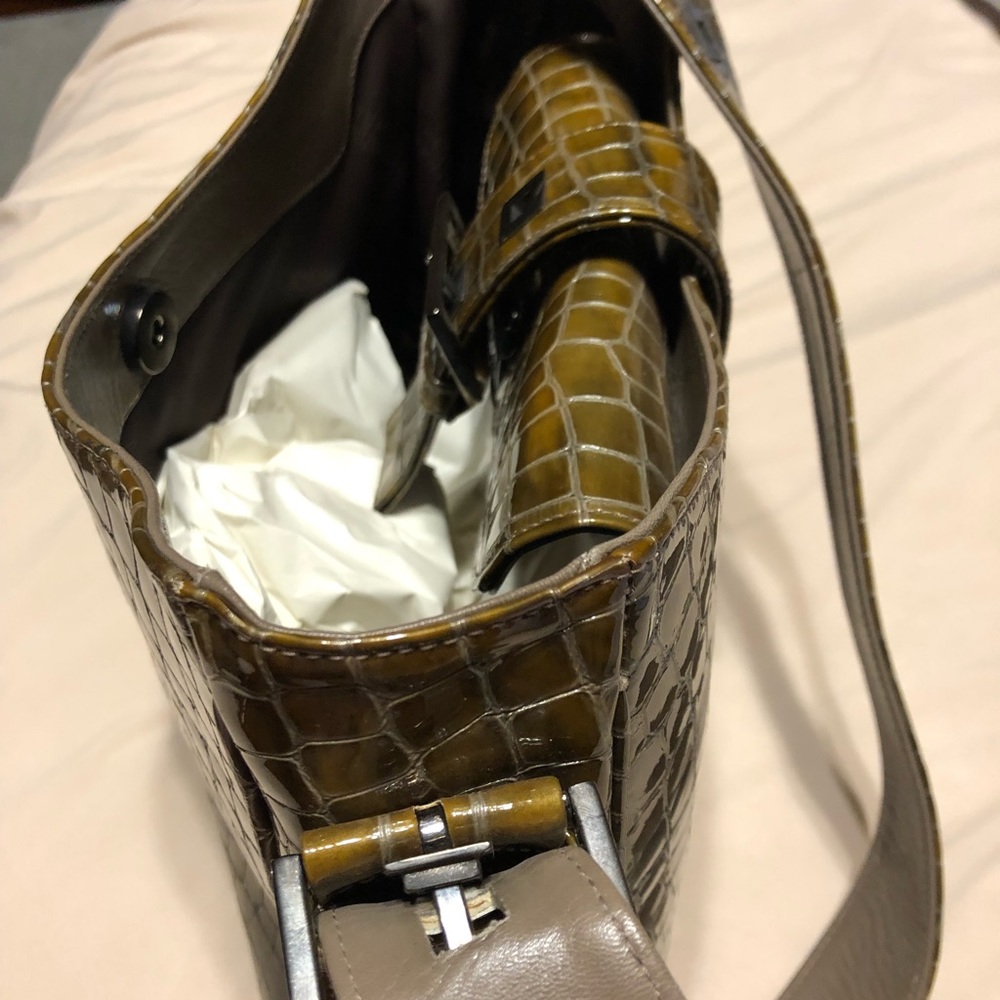 Stuart Weitzman - Picture 2 of 7